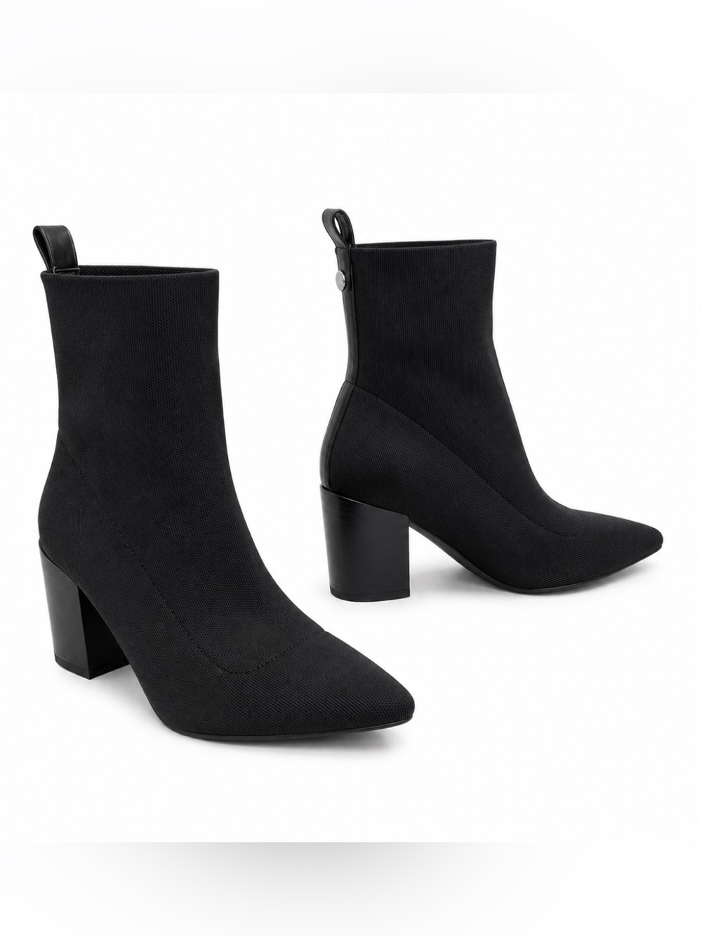 NWT Steve Madden Black Knit Pointed Toe Block Heel Ankle Booties – Size 7.5